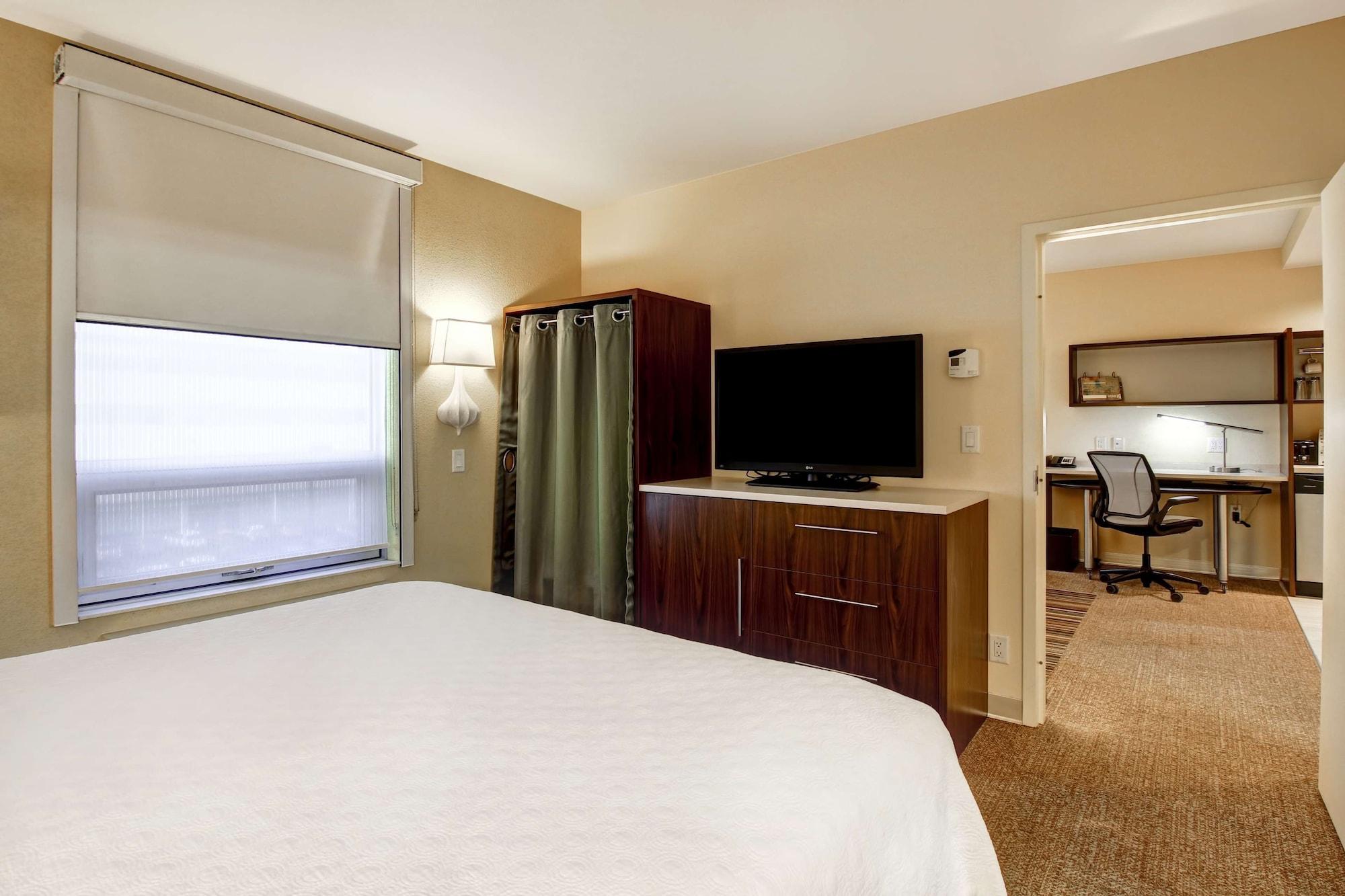 Home2 Suites By Hilton West Edmonton Exterior photo